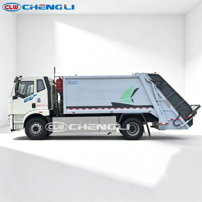 FAW camion compacteur d'ordures